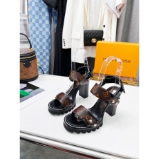 Louis Vuitton Sandals